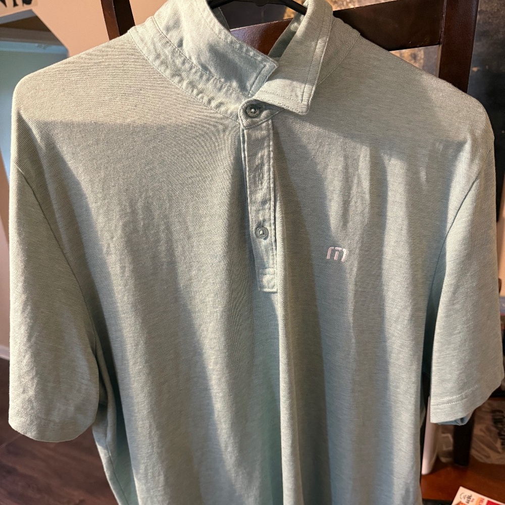 TRAVIS MATTHEW MENS POLO